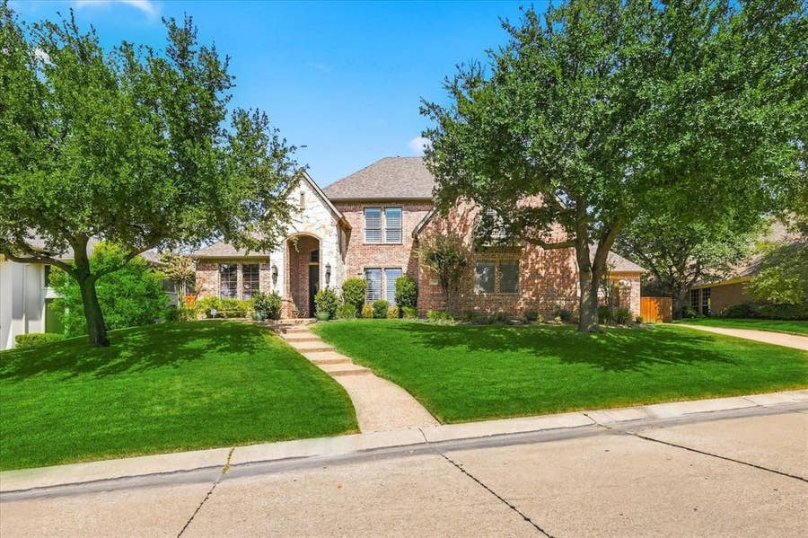 Property photo for 2990 Lakeside Drive, Highland Village, TX
