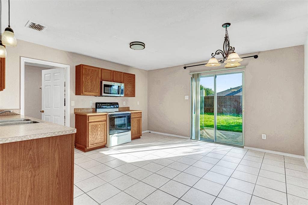 2600 Terrace Drive, McKinney, TX 75071 2600 Terrace Drive, McKinney, TX 75071