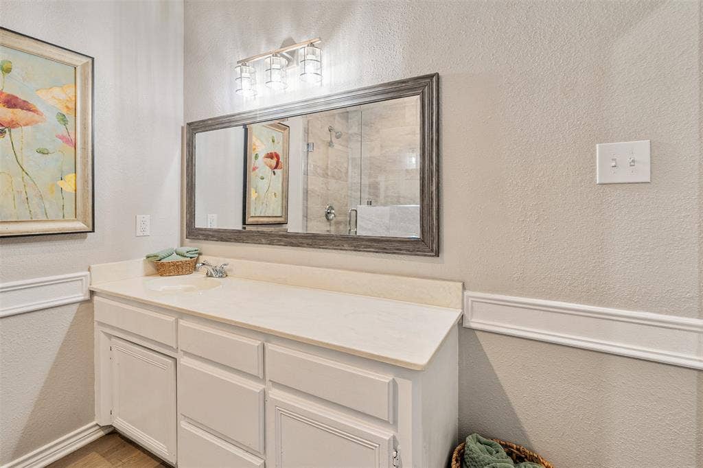111 Hickory Creek Circle, Gun Barrel City, TX 75156 111 Hickory Creek Circle, Gun Barrel City, TX 75156