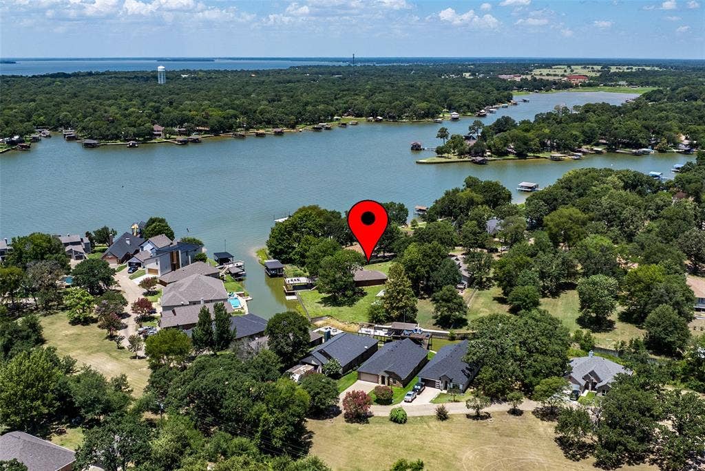 111 Hickory Creek Circle, Gun Barrel City, TX 75156 111 Hickory Creek Circle, Gun Barrel City, TX 75156