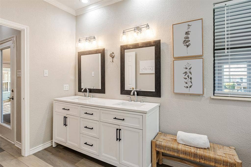 111 Hickory Creek Circle, Gun Barrel City, TX 75156 111 Hickory Creek Circle, Gun Barrel City, TX 75156