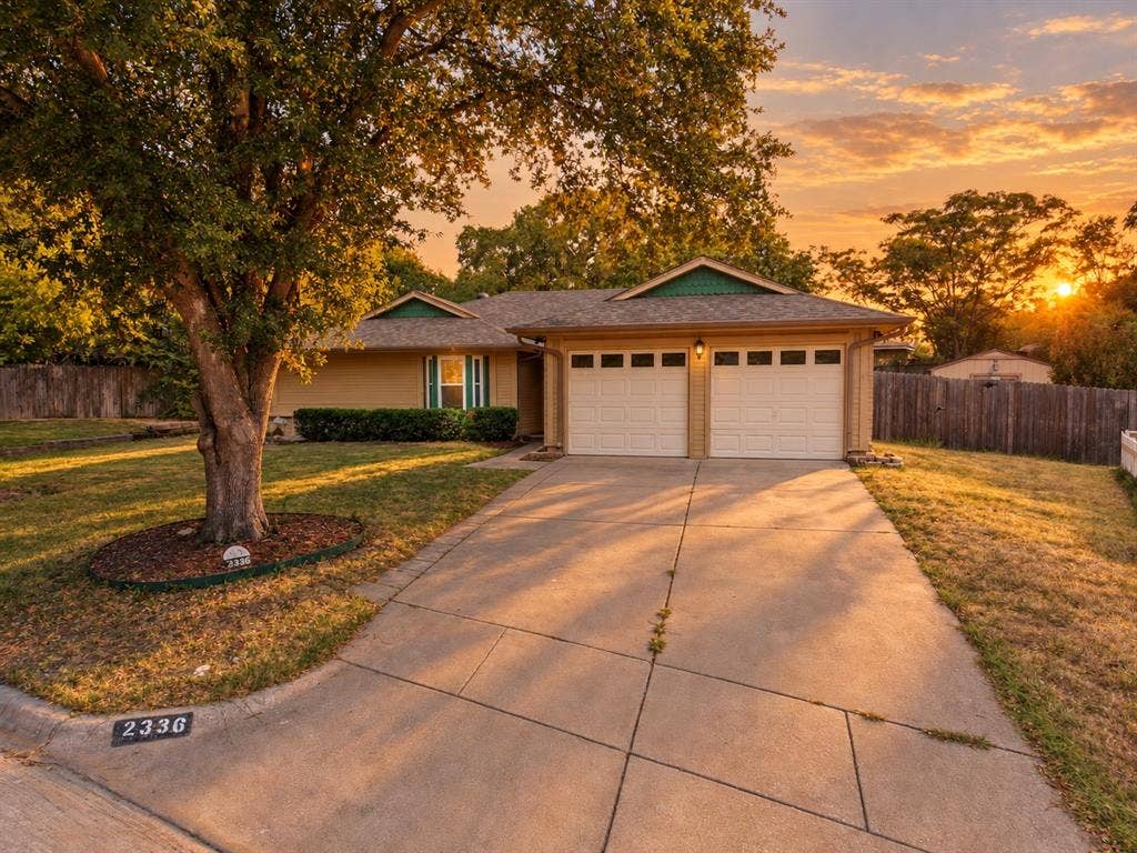 2336 Carlisle Court, Grand Prairie, TX 75052 2336 Carlisle Court, Grand Prairie, TX 75052