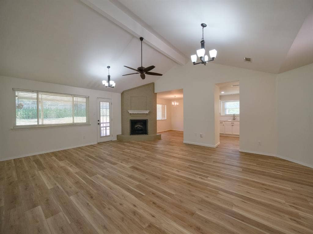 2336 Carlisle Court, Grand Prairie, TX 75052 2336 Carlisle Court, Grand Prairie, TX 75052