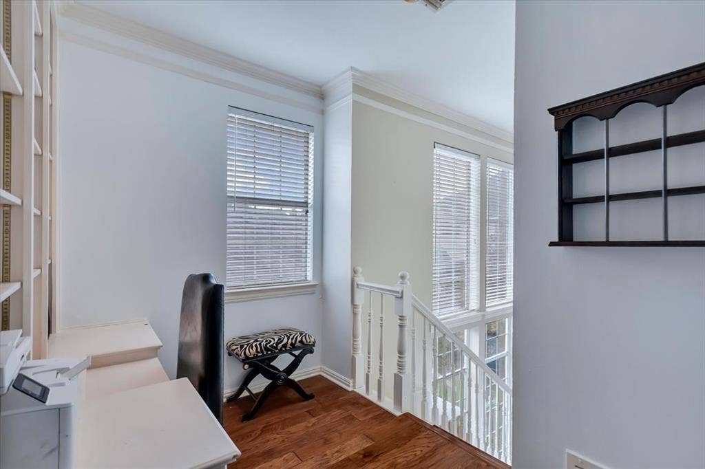 5111 Ambergate Lane, Dallas, TX 75287 Upstairs Workspace