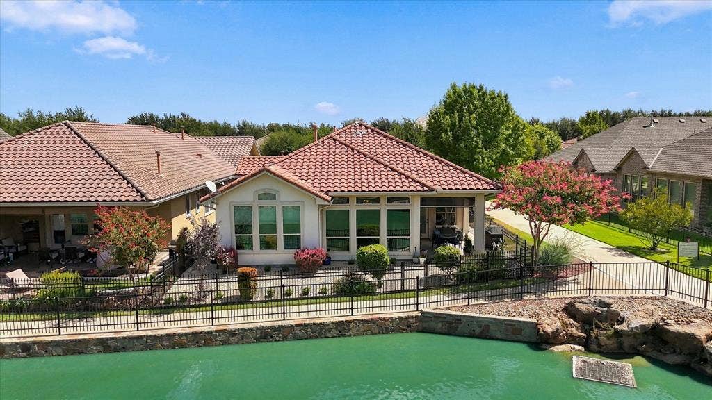 6108 Heron Bay Lane, McKinney, TX 75070 6108 Heron Bay Lane, McKinney, TX 75070