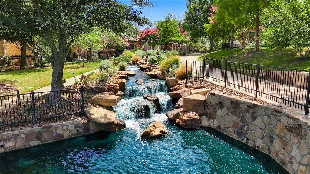 6108 Heron Bay Lane, McKinney, TX 75070 6108 Heron Bay Lane, McKinney, TX 75070