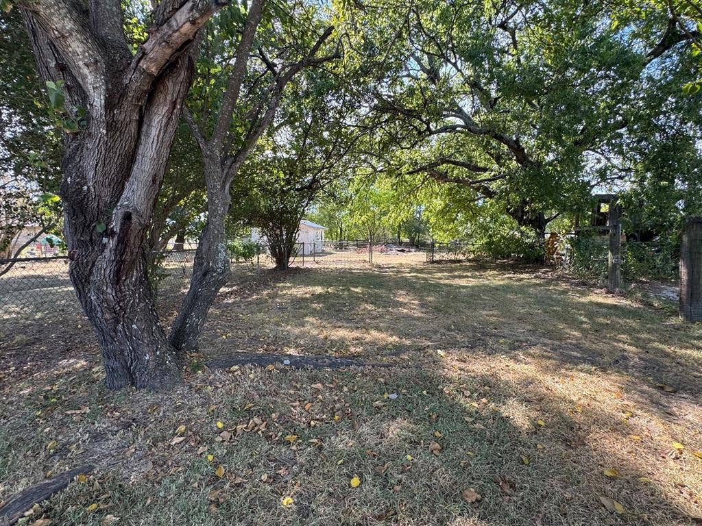 401 N Terry Street, Malakoff, TX 75148 401 N Terry Street, Malakoff, TX 75148