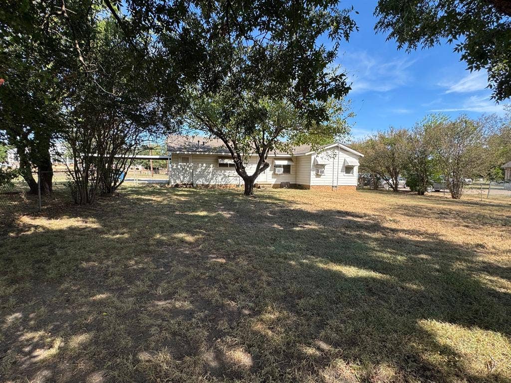 401 N Terry Street, Malakoff, TX 75148 401 N Terry Street, Malakoff, TX 75148