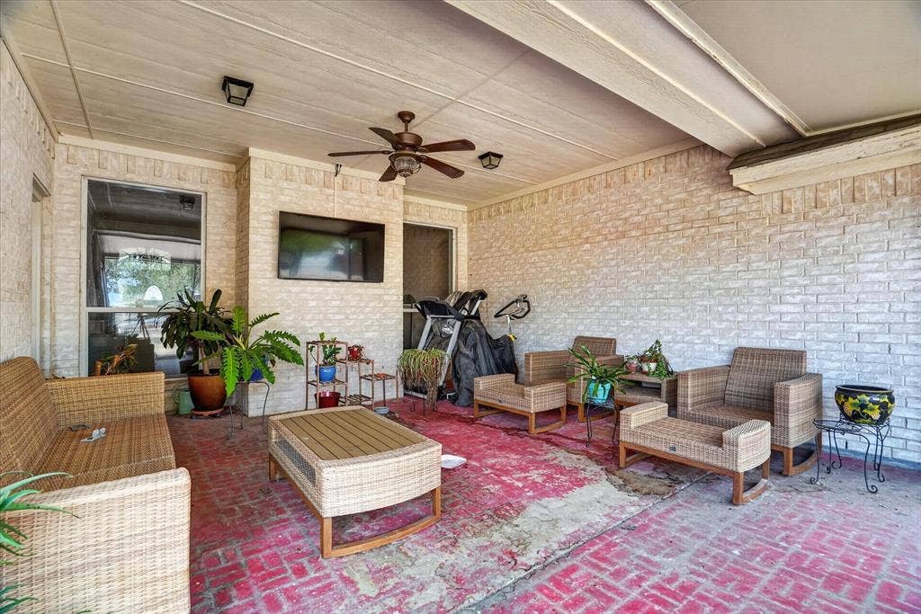 197 Deer Creek Drive, Aledo, TX 76008 197 Deer Creek Drive, Aledo, TX 76008