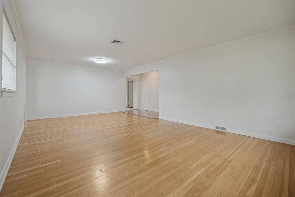 3539 Merrell Road, Dallas, TX 75229 3539 Merrell Road, Dallas, TX 75229