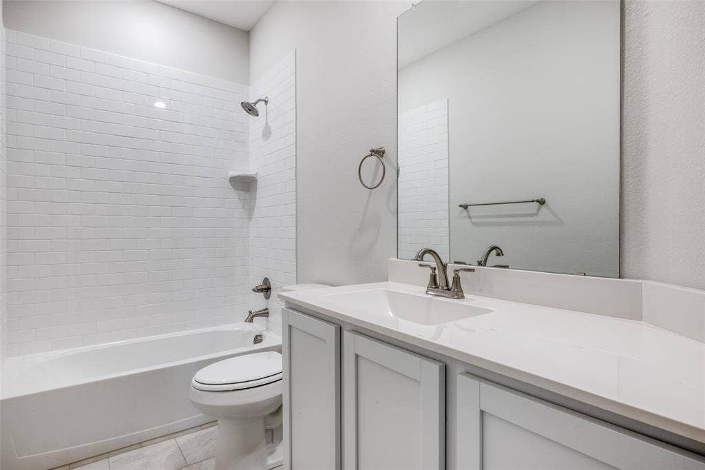 4013 Bluestem Boulevard, Denton, TX 76226