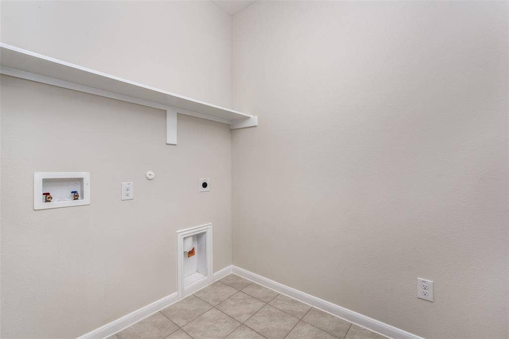 4013 Bluestem Boulevard, Denton, TX 76226