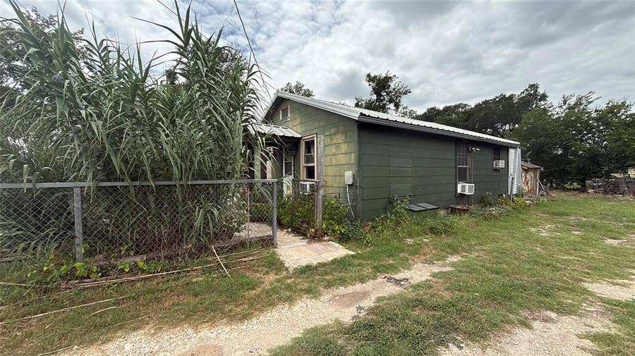 Property photo for 377 Tom Sawyer Street, Evant, TX