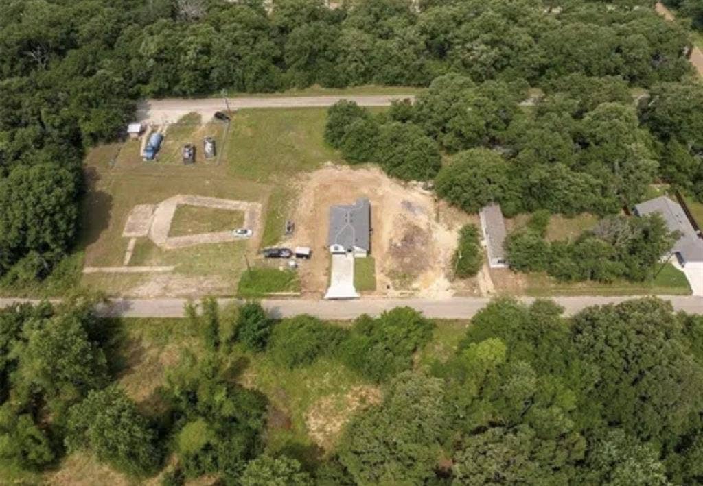 116 Bowie Street, Mabank, TX 75156 116 Bowie Street, Mabank, TX 75156