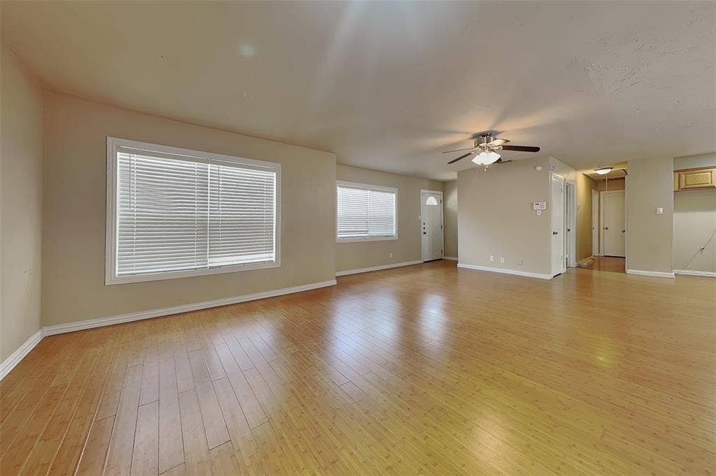 805 Aransas Drive, Euless, TX 76039 805 Aransas Drive, Euless, TX 76039