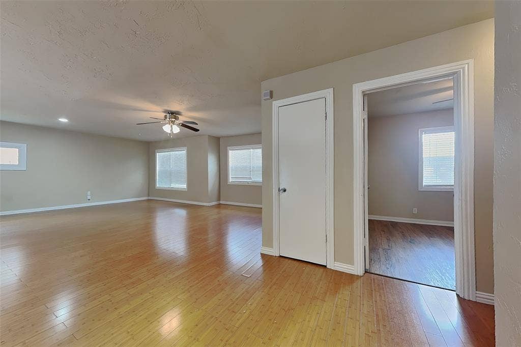 805 Aransas Drive, Euless, TX 76039 805 Aransas Drive, Euless, TX 76039