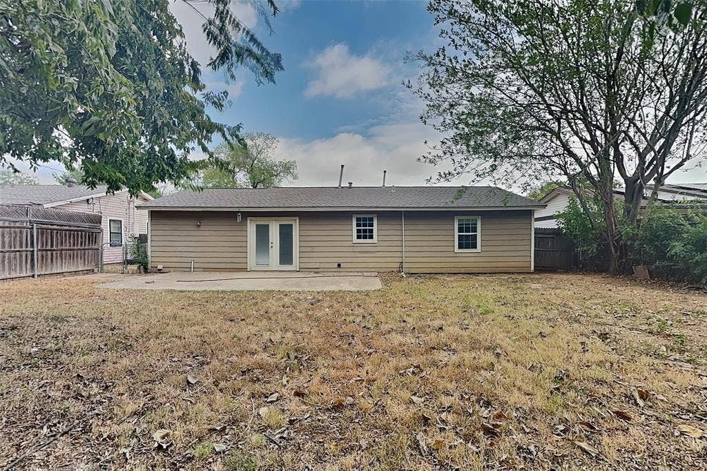 805 Aransas Drive, Euless, TX 76039 805 Aransas Drive, Euless, TX 76039