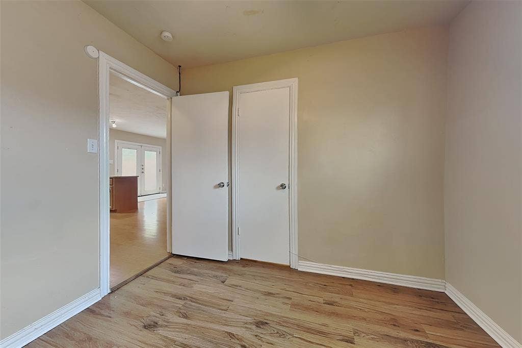 805 Aransas Drive, Euless, TX 76039 805 Aransas Drive, Euless, TX 76039