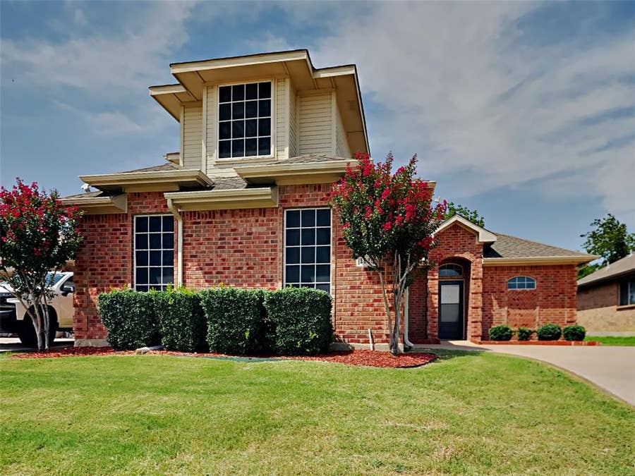 Property photo for 1829 Carver Drive, Carrollton, TX