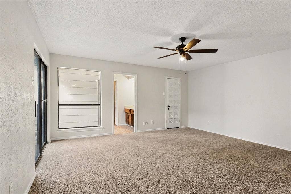 533 San Pedro Drive, Garland, TX 75043 533 San Pedro Drive, Garland, TX 75043