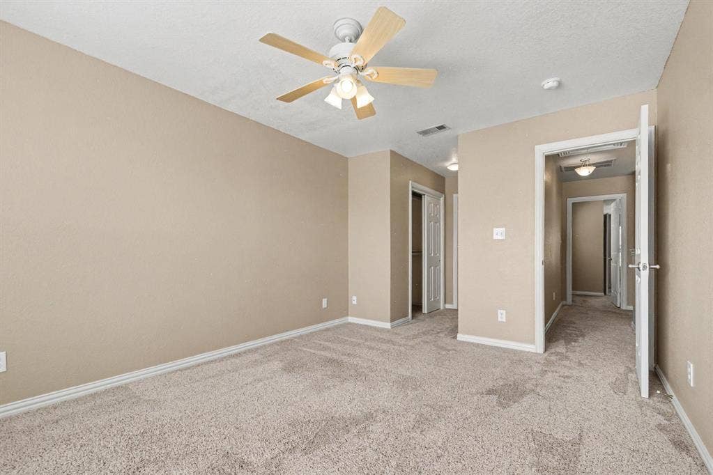 932 Avondale Lane, Plano, TX 75025 932 Avondale Lane, Plano, TX 75025