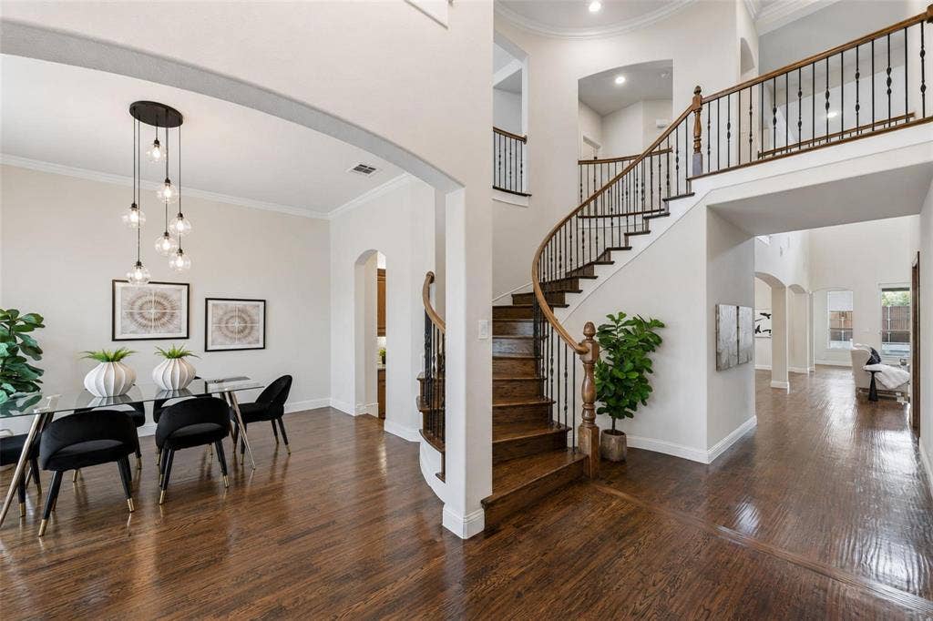 4664 Maverick Way, Carrollton, TX 75010