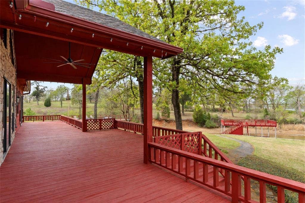 5459 Woodland Shores Drive, Log Cabin, TX 75148 Additional view of the deck.