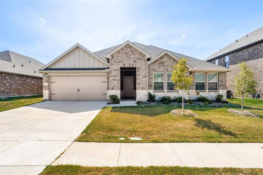 Property photo for 7322 Farmhouse Drive, Garland, TX