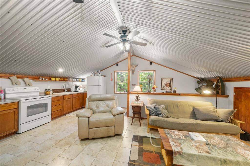 182 Bay Drive, Mabank, TX 75156 182 Bay Drive, Mabank, TX 75156