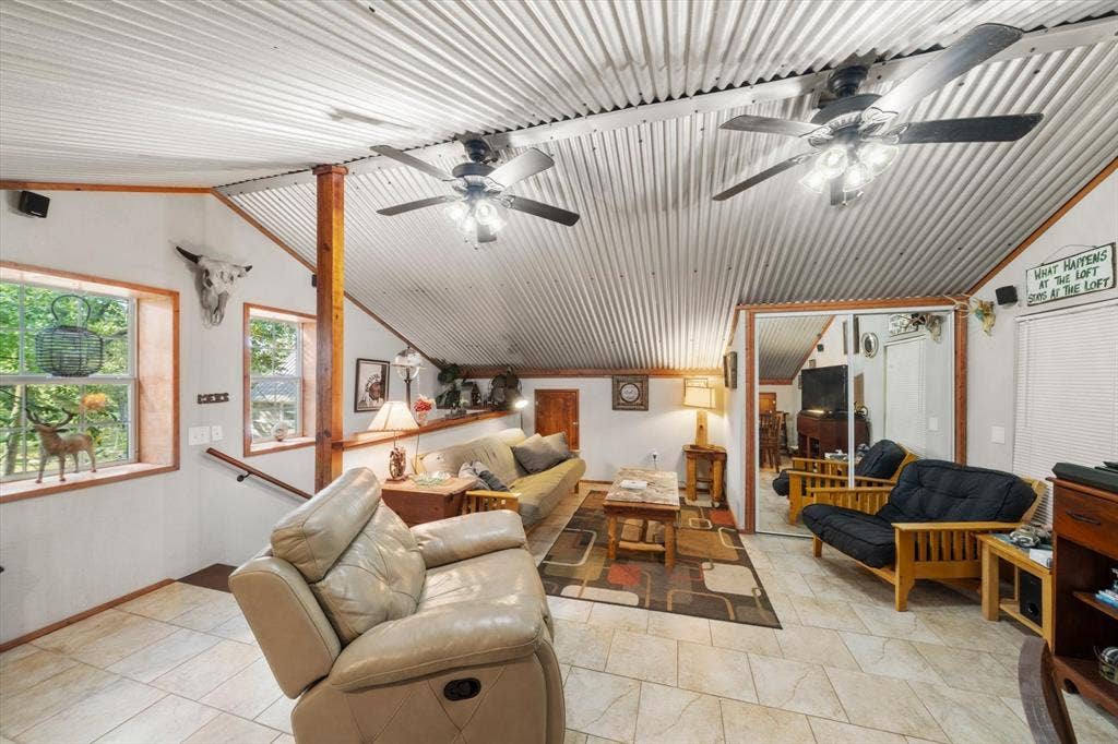 182 Bay Drive, Mabank, TX 75156 182 Bay Drive, Mabank, TX 75156