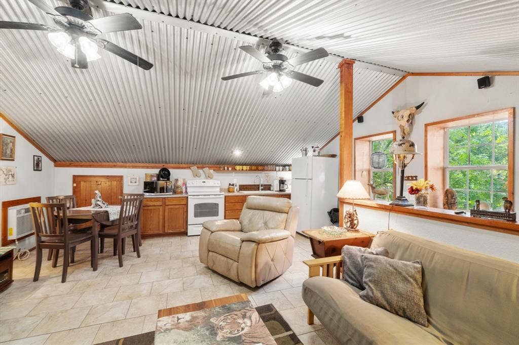 182 Bay Drive, Mabank, TX 75156 182 Bay Drive, Mabank, TX 75156