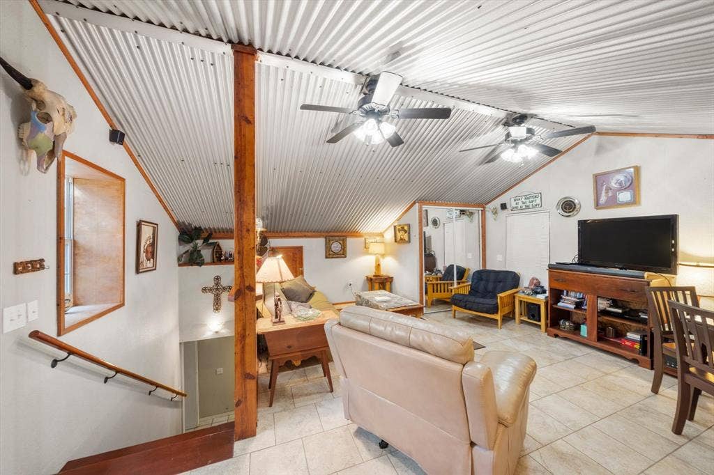 182 Bay Drive, Mabank, TX 75156 182 Bay Drive, Mabank, TX 75156