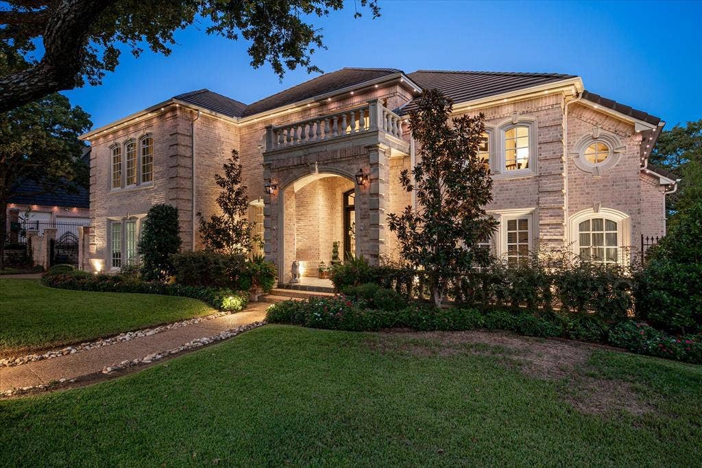 4813 W Cranbrook Drive, Colleyville, TX 76034