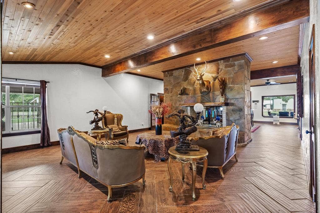 323 County Road 3507, Edgewood, TX 75117 323 County Road 3507, Edgewood, TX 75117