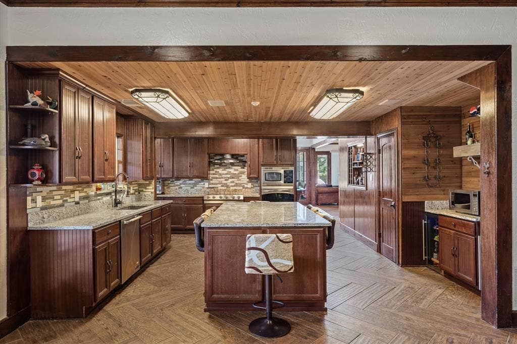 323 County Road 3507, Edgewood, TX 75117 323 County Road 3507, Edgewood, TX 75117
