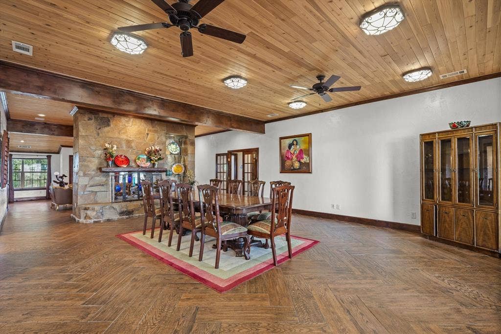 323 County Road 3507, Edgewood, TX 75117 323 County Road 3507, Edgewood, TX 75117