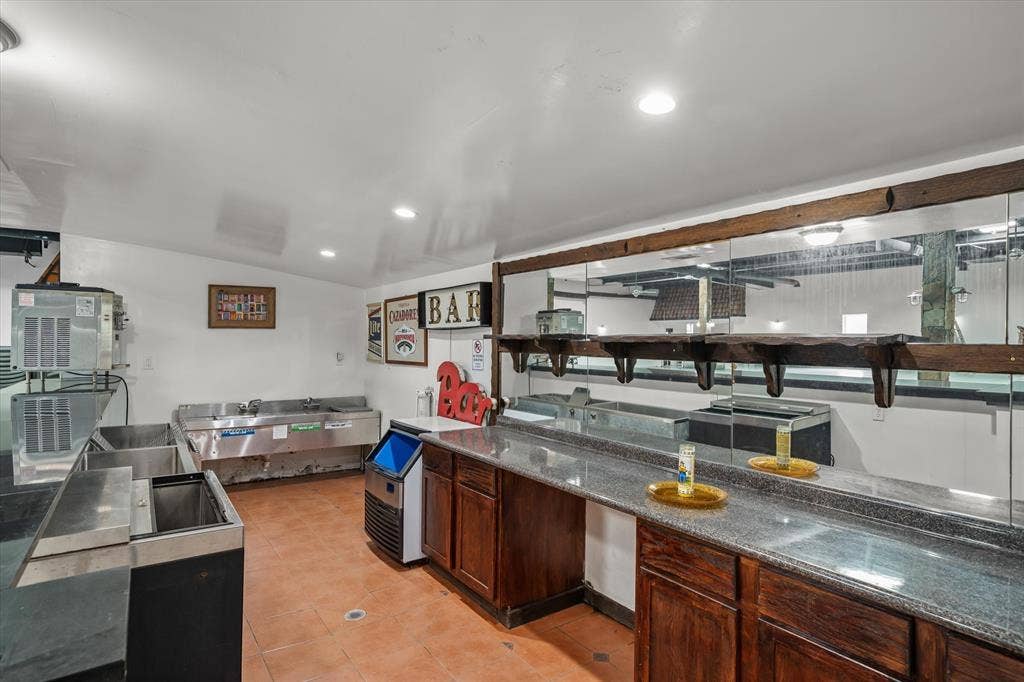 323 County Road 3507, Edgewood, TX 75117 Commercial kitchen in 8400 SF party barn.