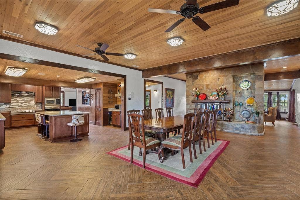 323 County Road 3507, Edgewood, TX 75117 323 County Road 3507, Edgewood, TX 75117