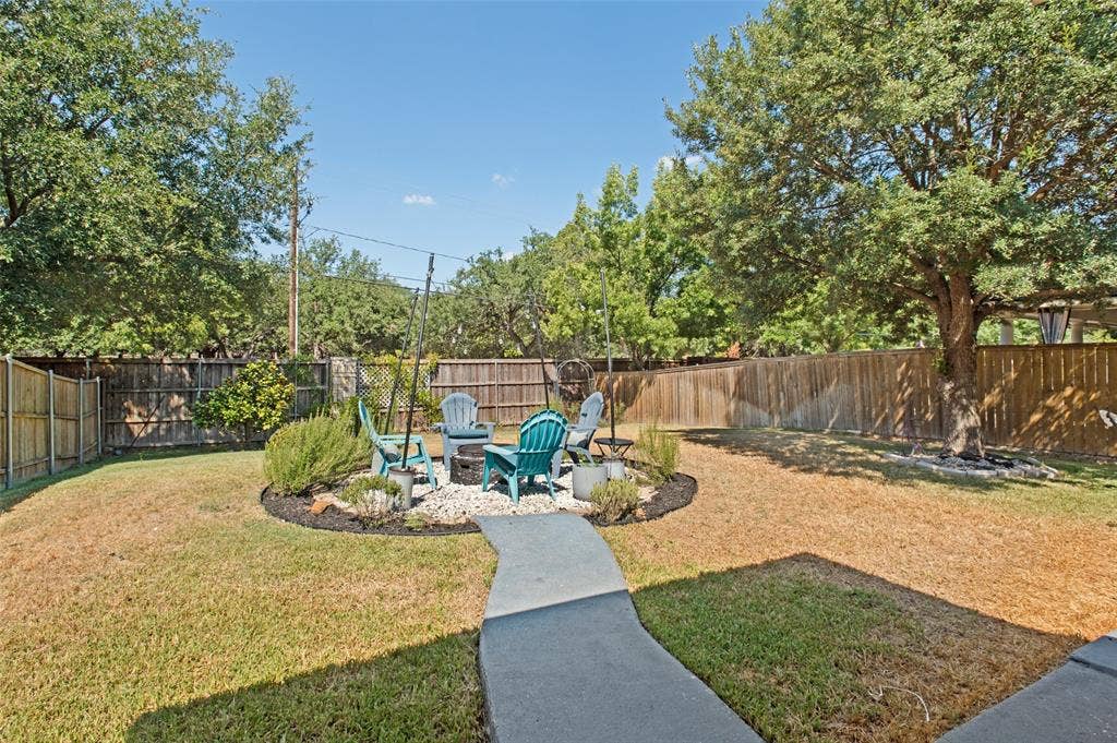 2944 Vacherie Lane, Dallas, TX 75227 2944 Vacherie Lane, Dallas, TX 75227