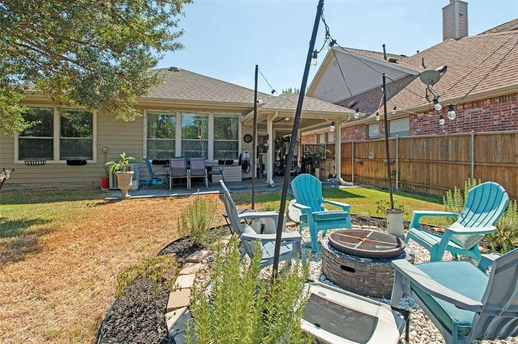 2944 Vacherie Lane, Dallas, TX 75227 2944 Vacherie Lane, Dallas, TX 75227