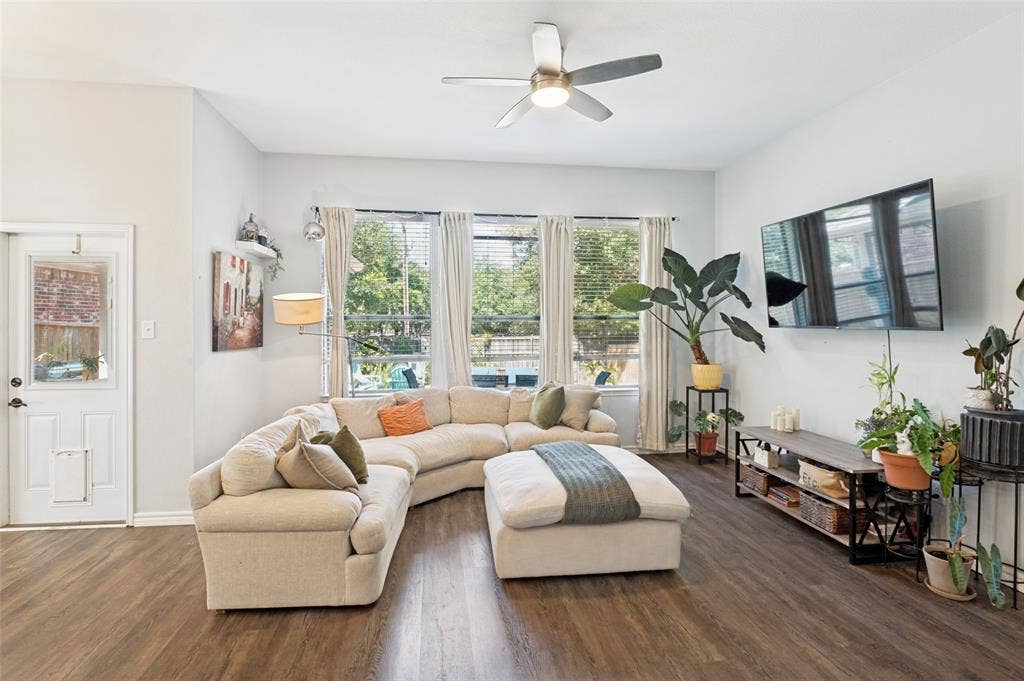 2944 Vacherie Lane, Dallas, TX 75227 2944 Vacherie Lane, Dallas, TX 75227