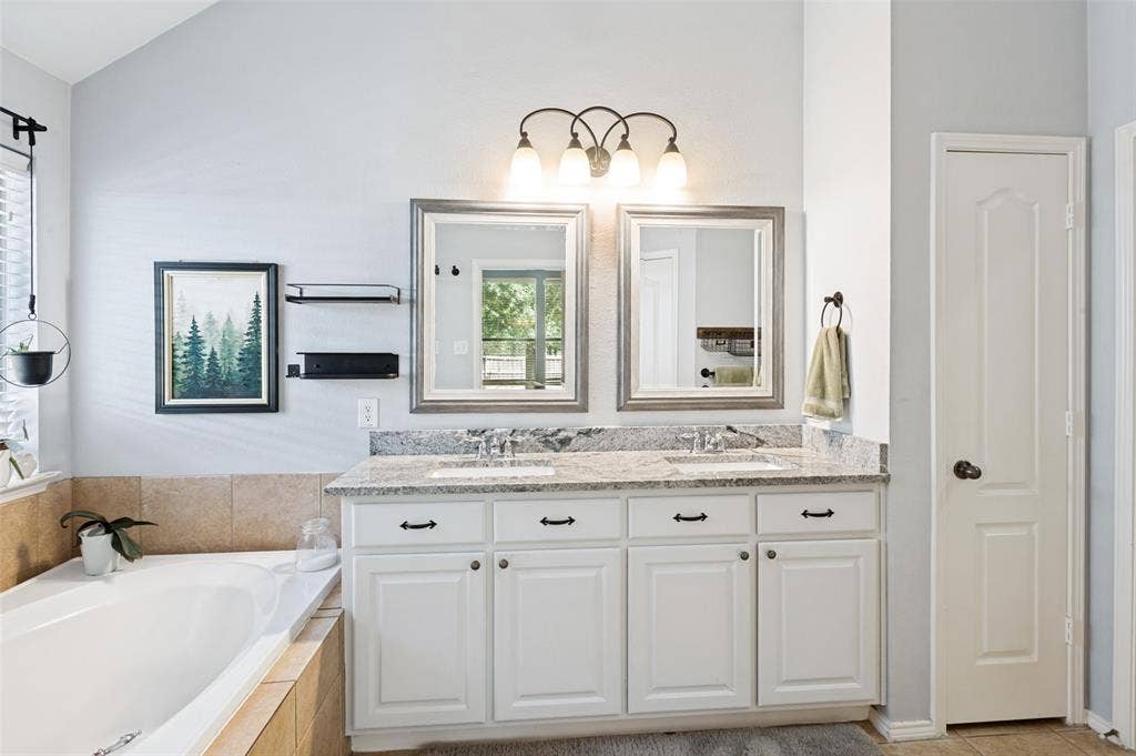 2944 Vacherie Lane, Dallas, TX 75227 2944 Vacherie Lane, Dallas, TX 75227