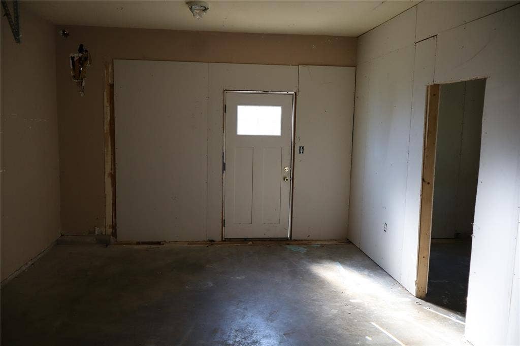 127 LYNNE, Mabank, TX 75156
