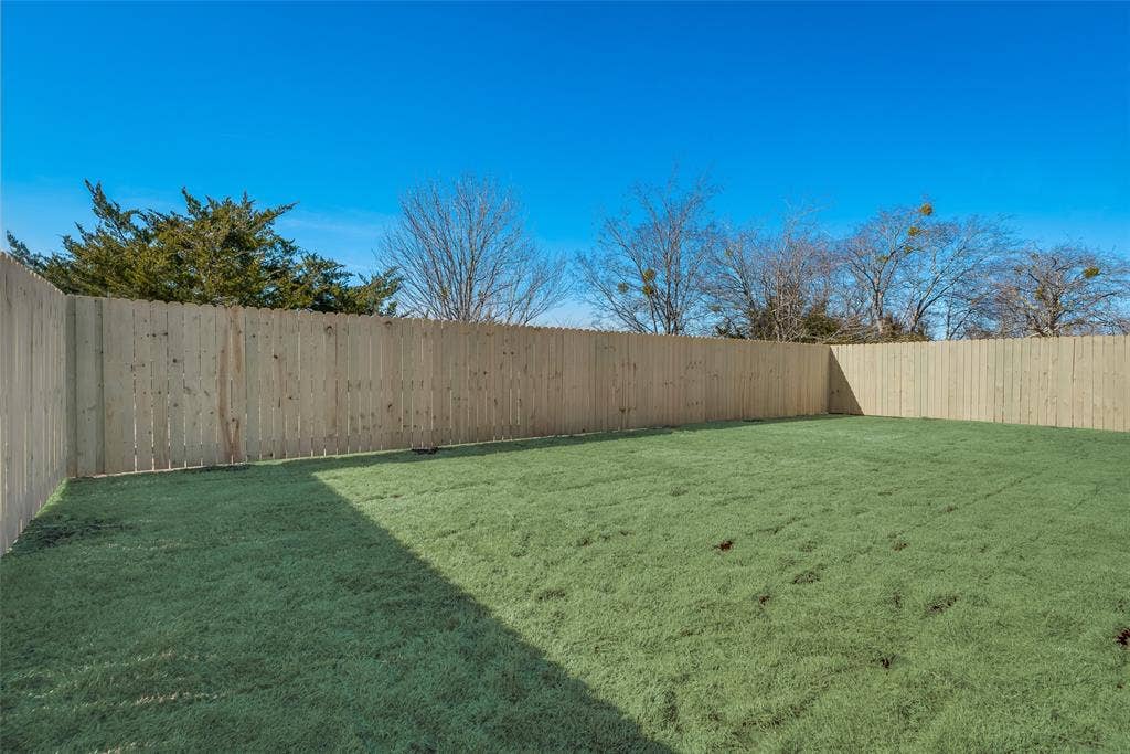 8102 Grant Lane, Greenville, TX 75402