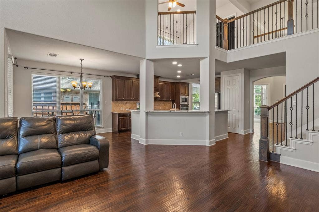 419 Paluxy Drive, Irving, TX 75039