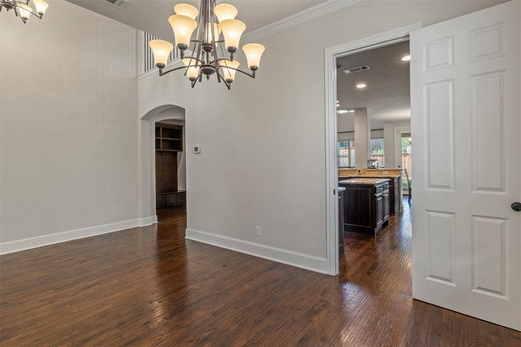 419 Paluxy Drive, Irving, TX 75039