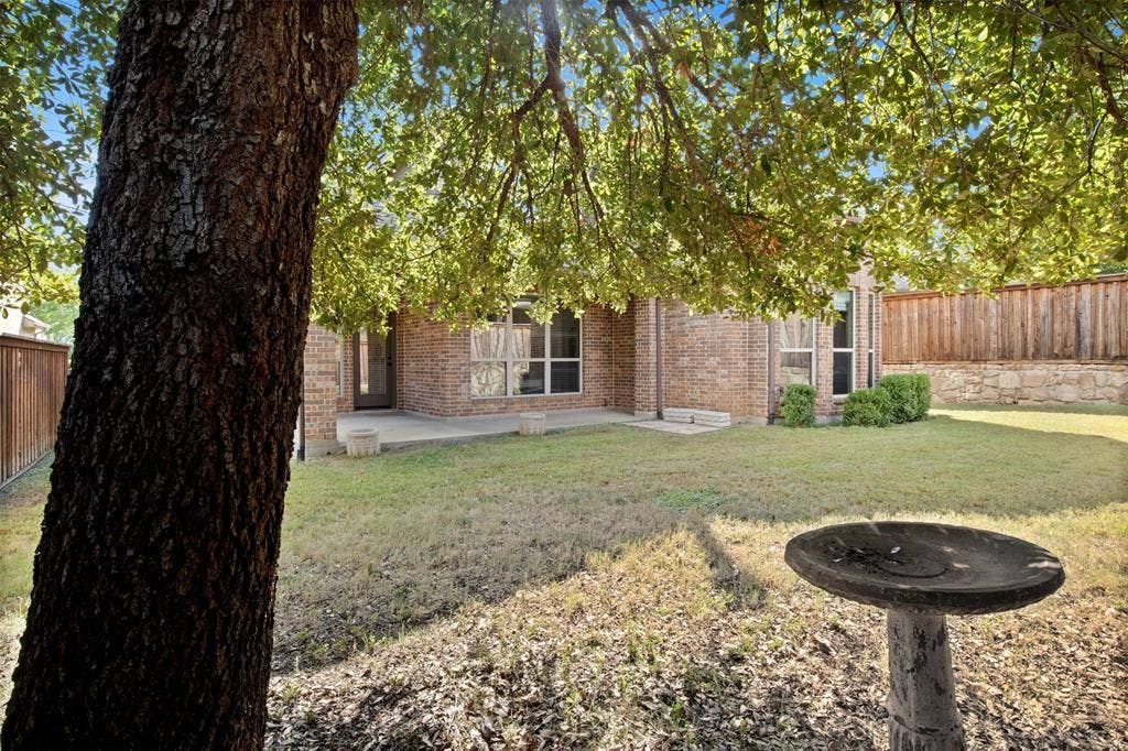 419 Paluxy Drive, Irving, TX 75039
