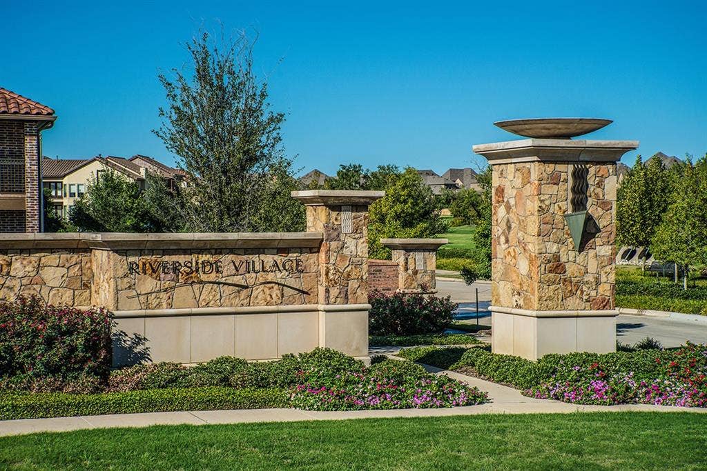 419 Paluxy Drive, Irving, TX 75039