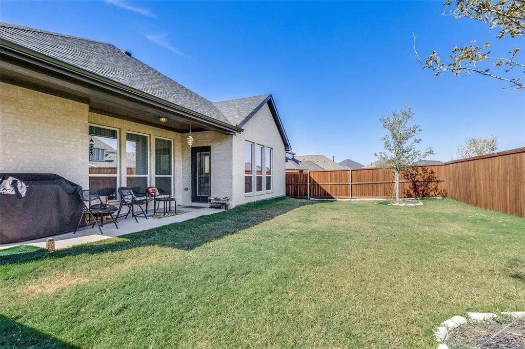 1285 Saffron Street, Haslet, TX 76052