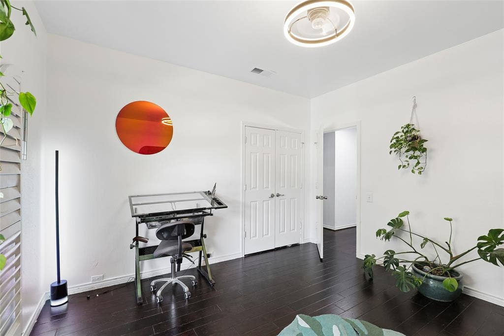 5716 Plumtree Drive, Dallas, TX 75252 5716 Plumtree Drive, Dallas, TX 75252